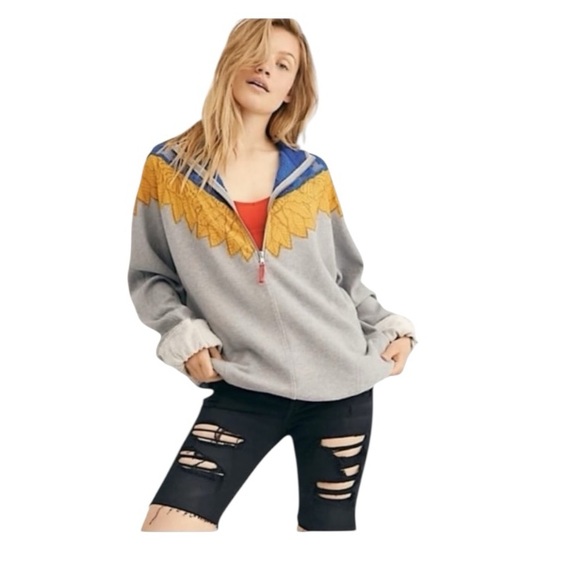 Freepeople.Size small. Isla pullover oversized front zip crochet sweatshirt - Picture 12 of 15